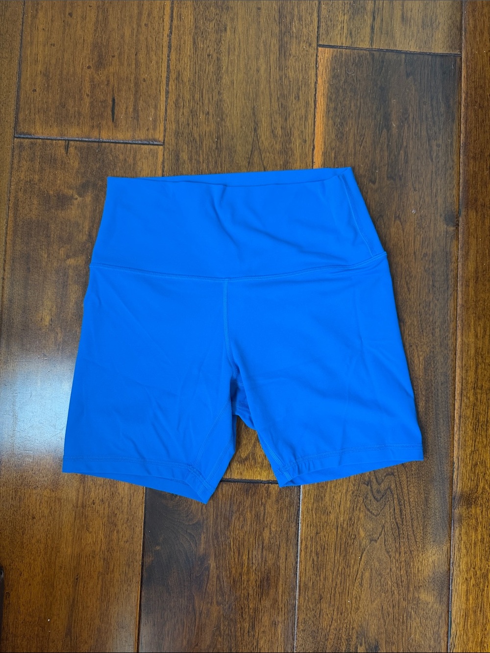 lululemon athletica Mid-Rise Bike Shorts - Cobalt Blue